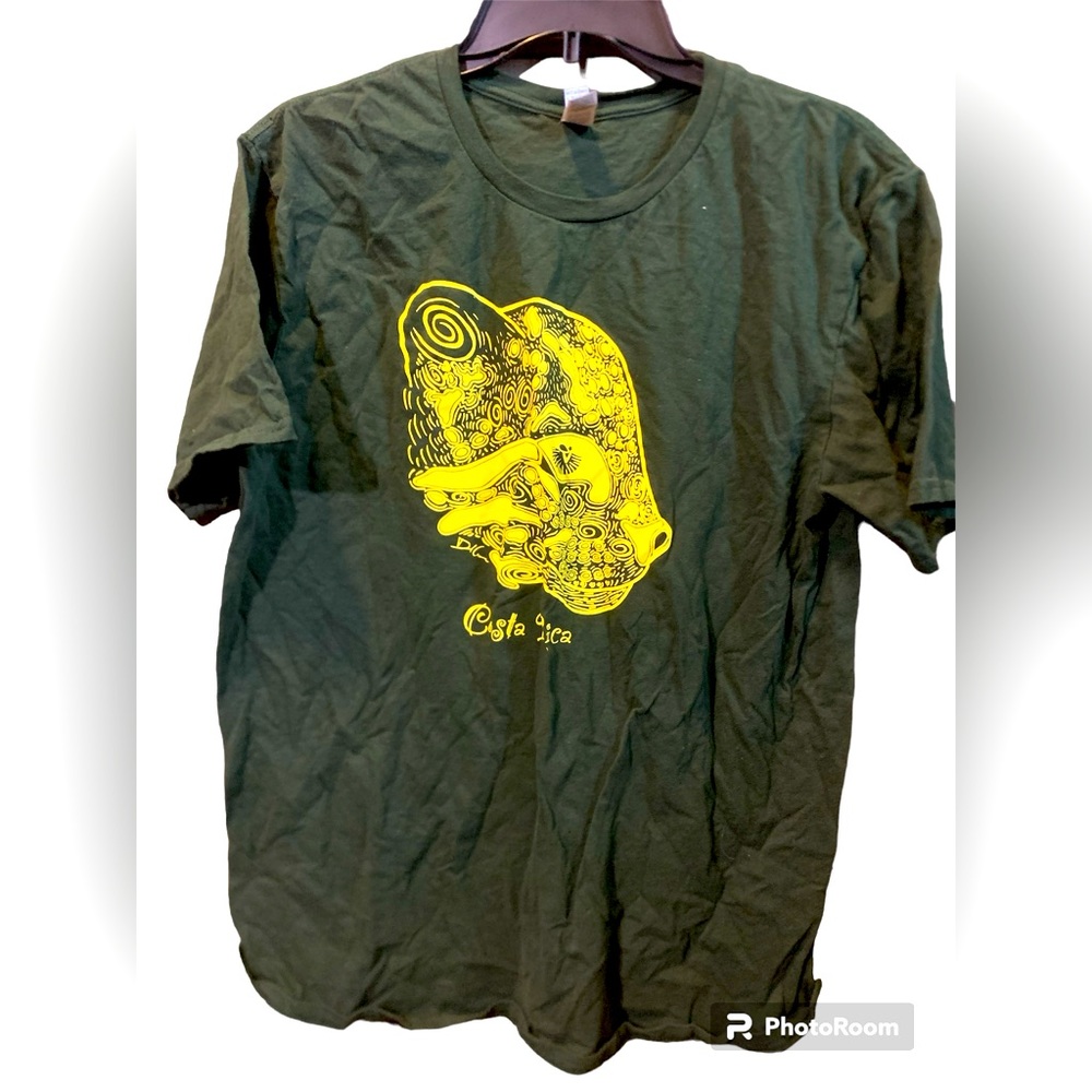 Green Costa Rica tee